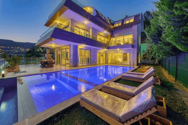 Villa Blackberry